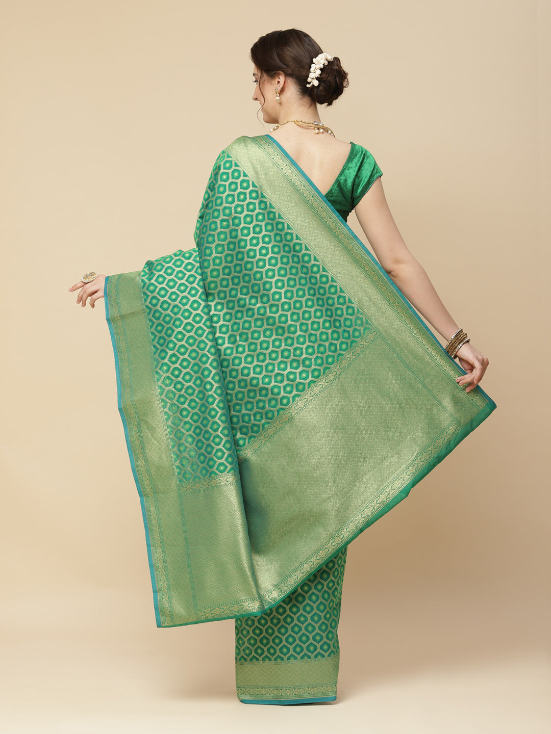 Zari Jaal Cotton Woven Saree