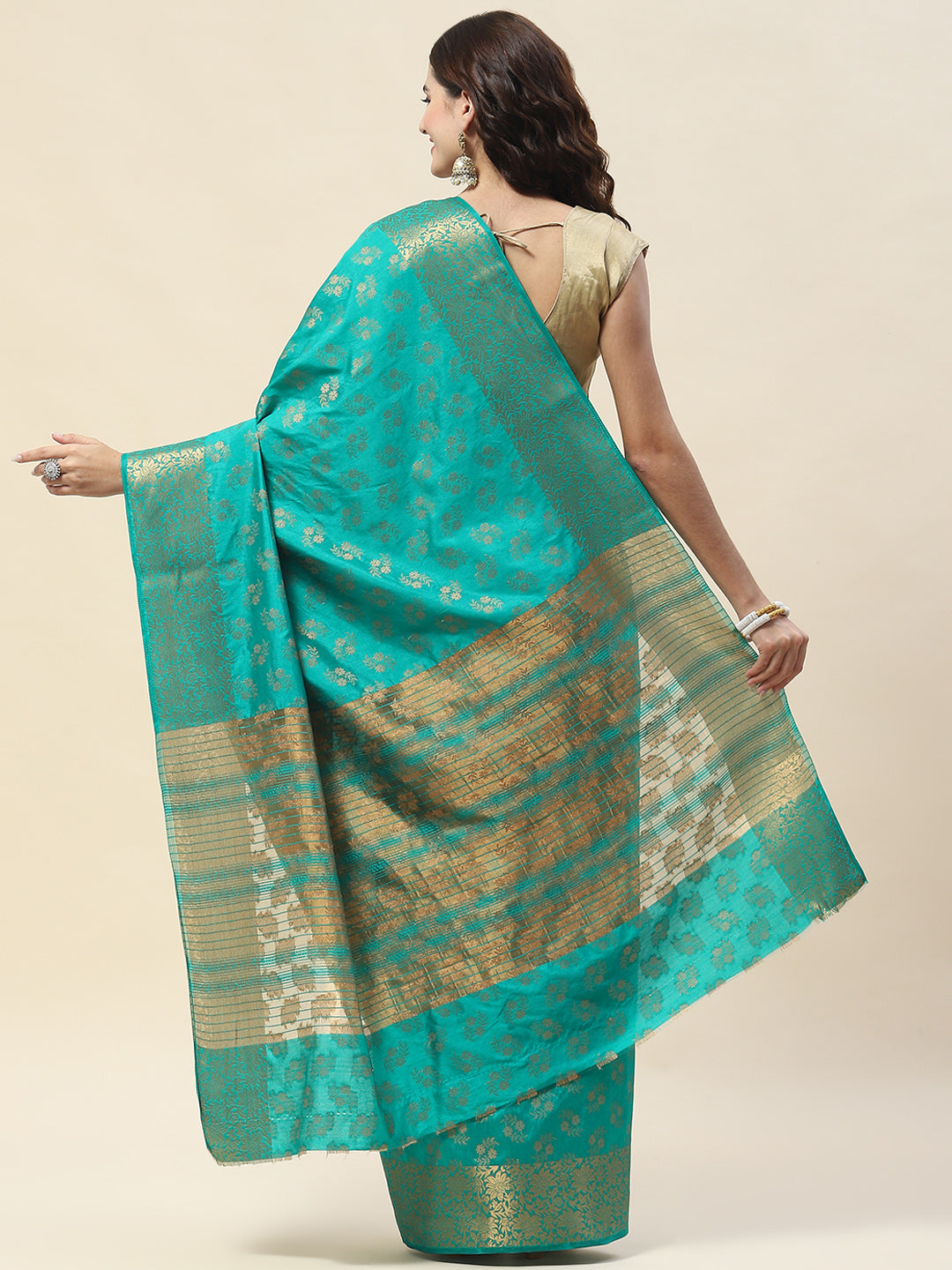Zari Border Booti Woven Handloom Saree