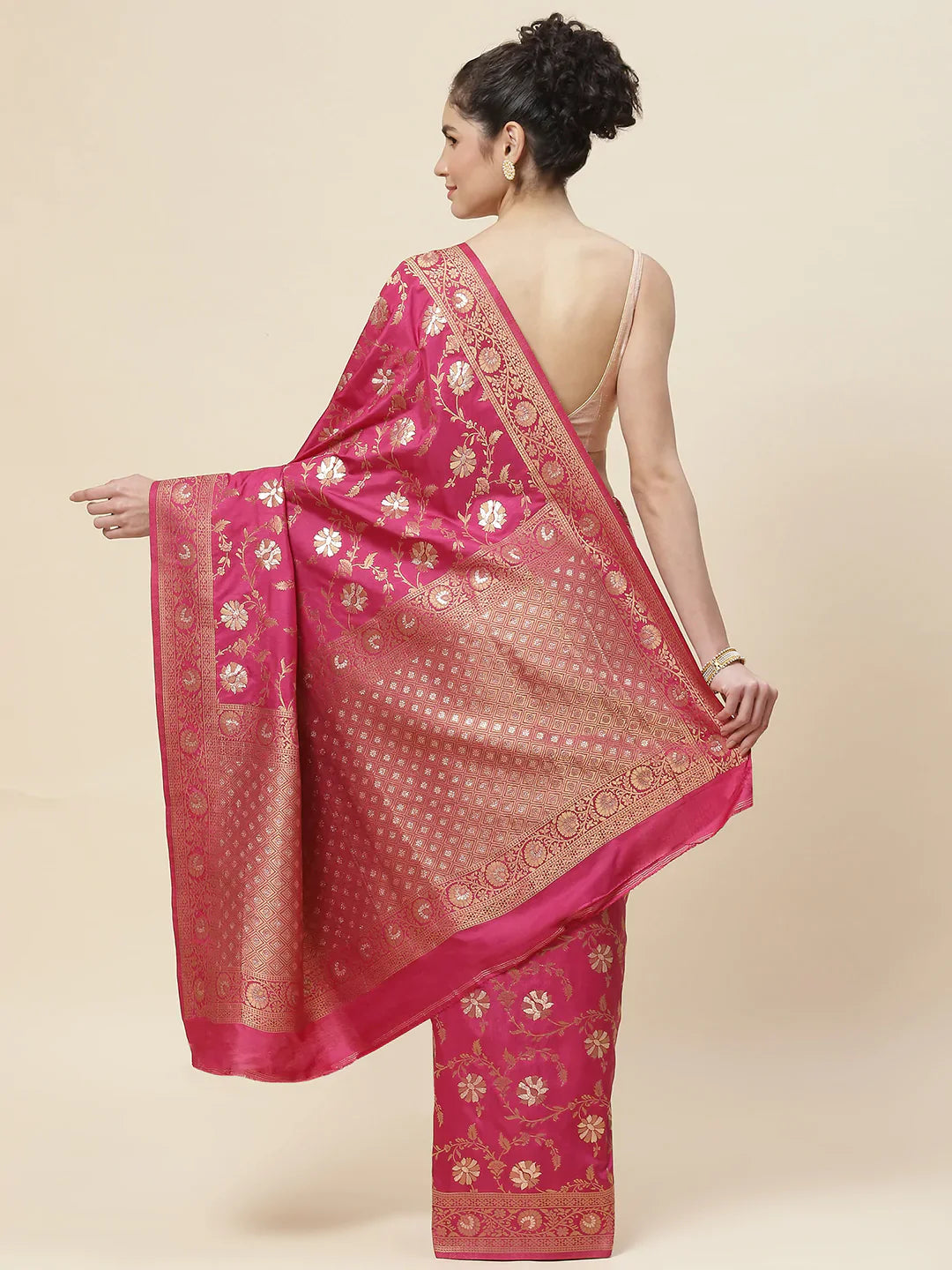 Floral Zari Border Handloom Woven Saree