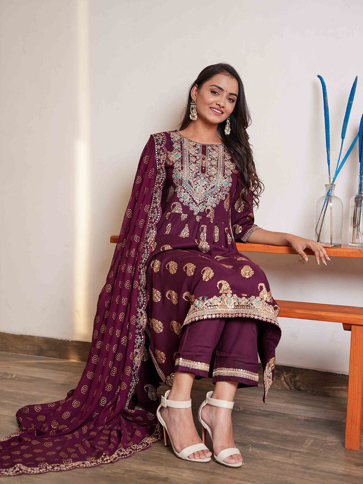 Zari Booti &amp; Paisley Printed Kurta With Pants &amp; Dupatta