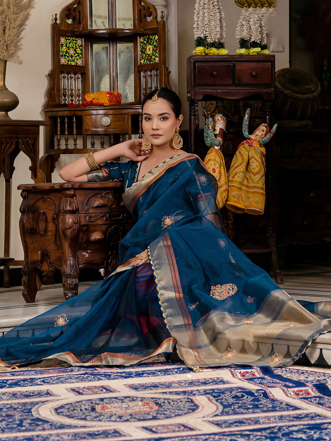 Woven Design Linen Saree