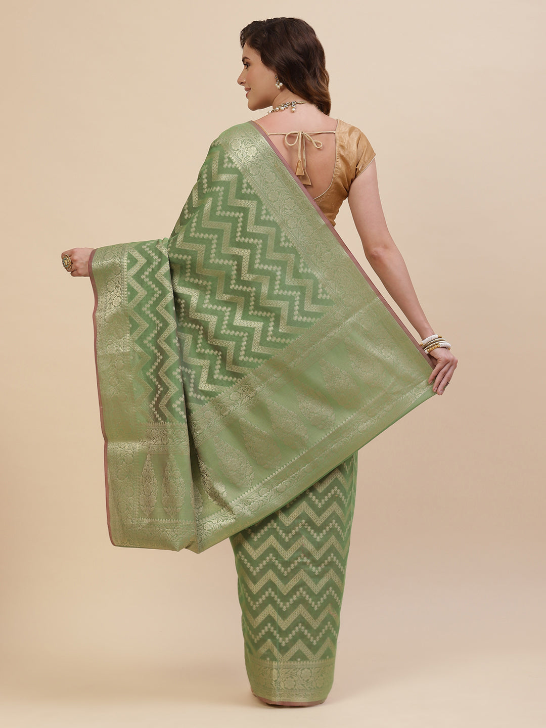 Zari Jaal Cotton Woven Saree