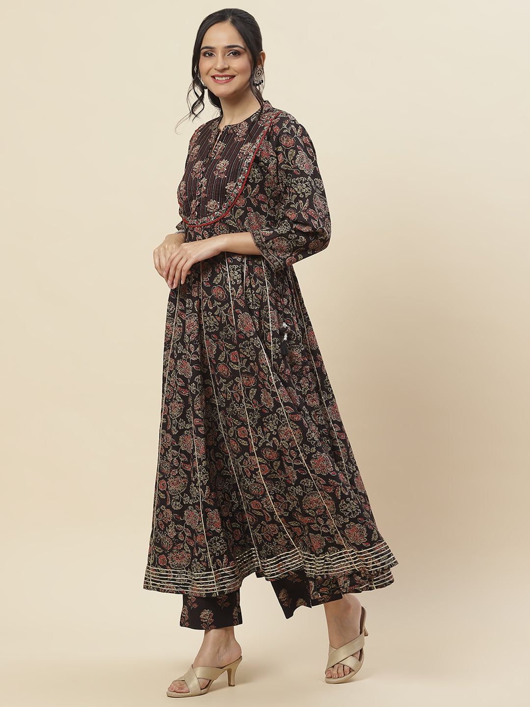 Floral Printed Cotton Kurta With Pants