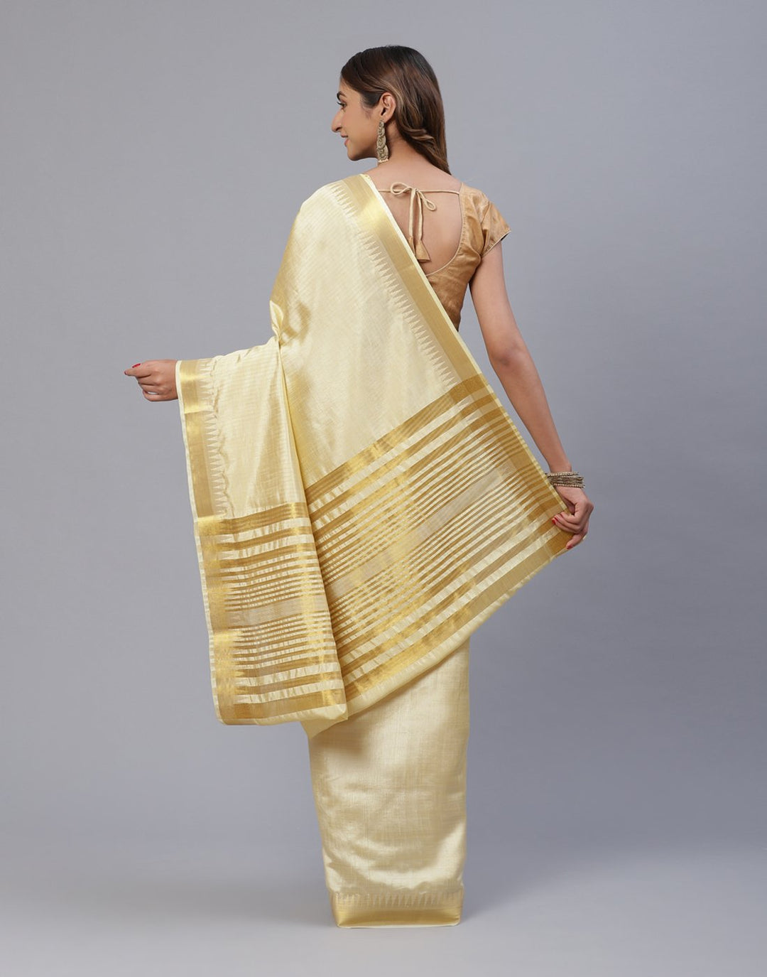 Art Handloom Saree With Zari Border