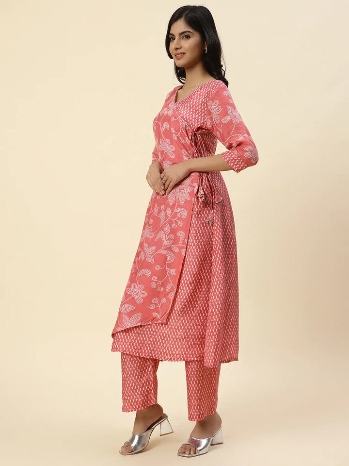 Floral Printed Muslin Kurta With Pants