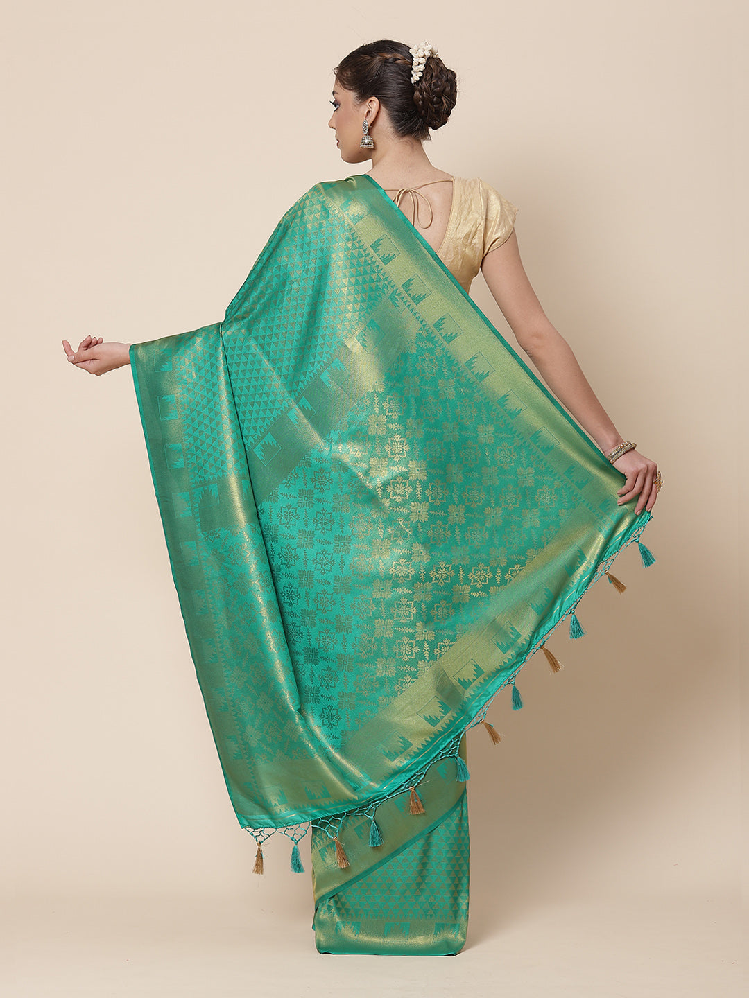 rocade Zari Jaal Art Handloom Woven Saree