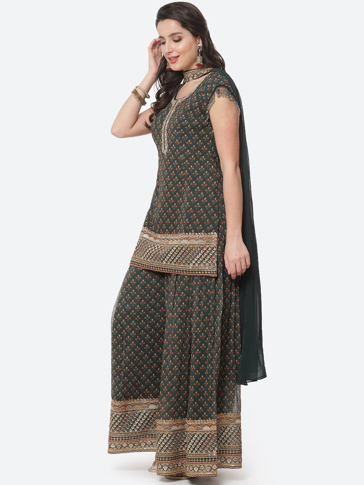 Printed Zari Border Booti Georgette Stitched Salwar Kameez With Net Dupatta