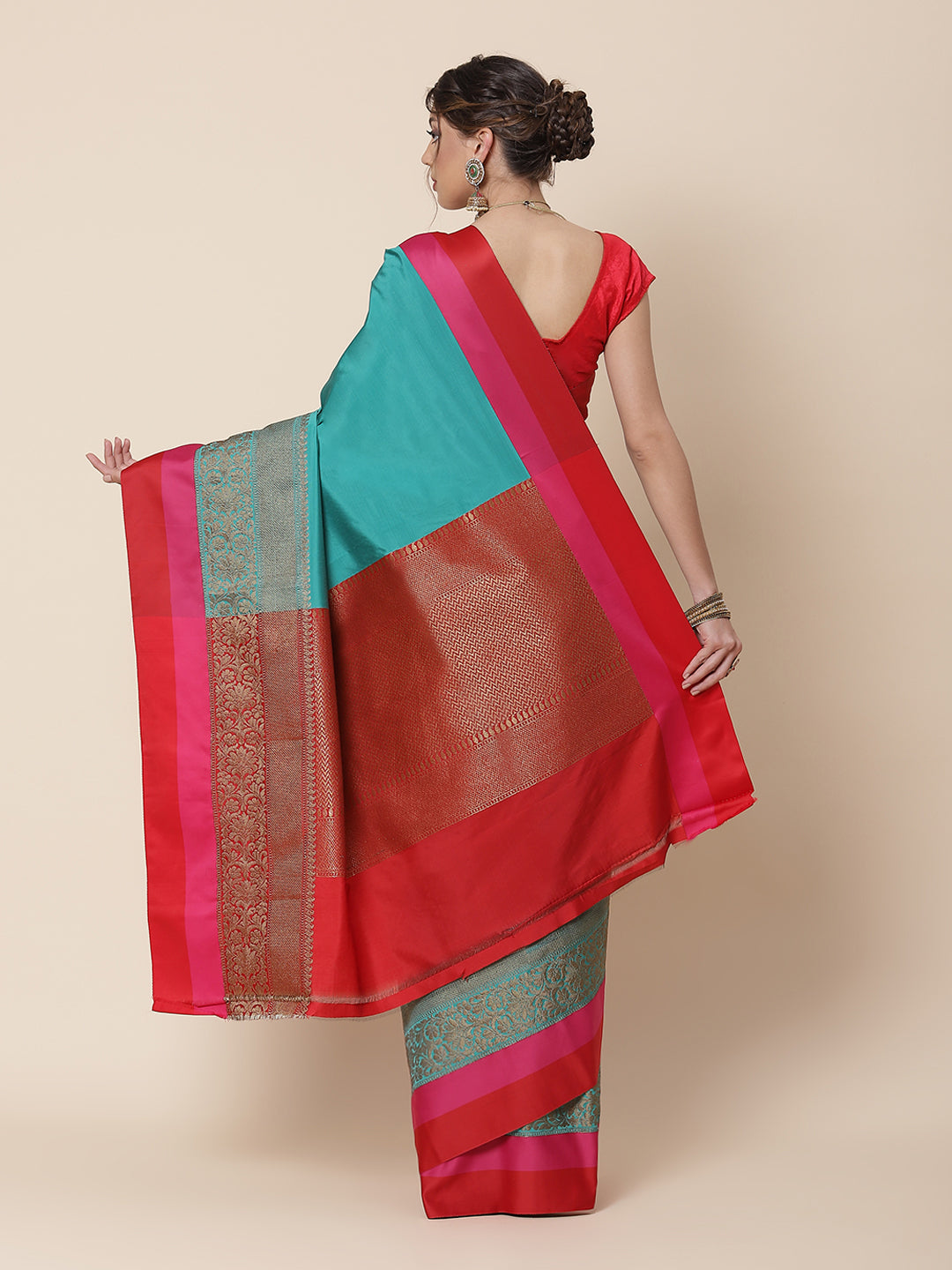 Zari Border Cotton Woven Saree
