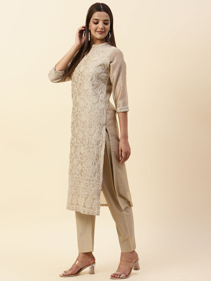 Embroidered Chanderi Kurta With Pants