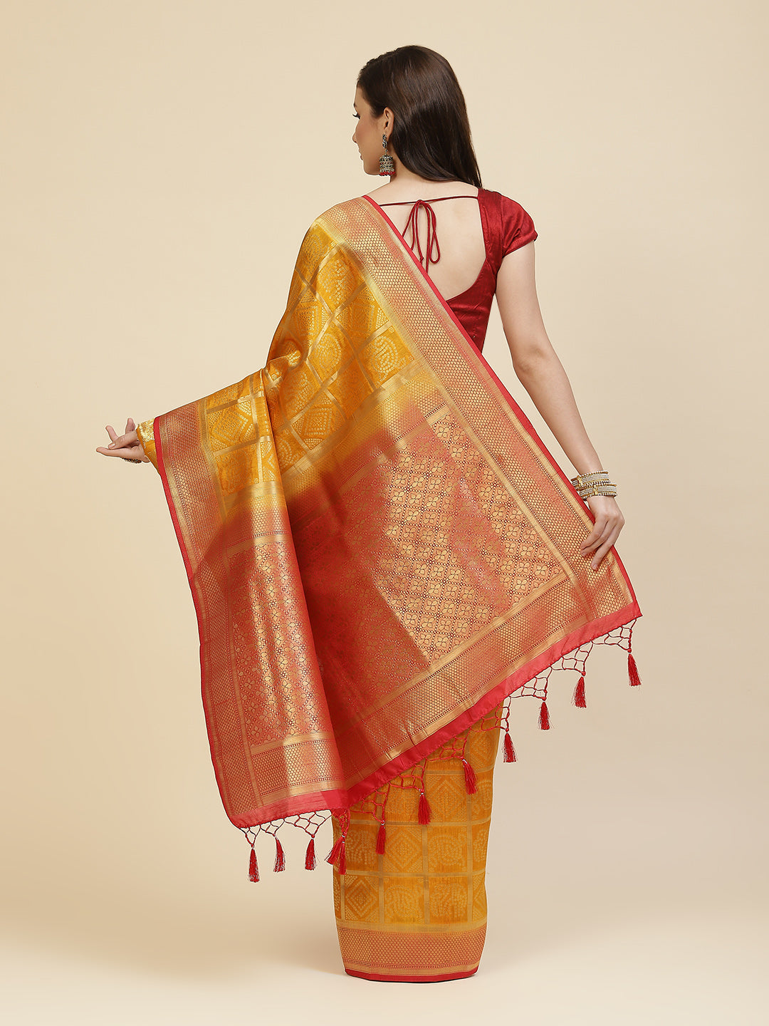 Bandhej Handloom Woven Saree