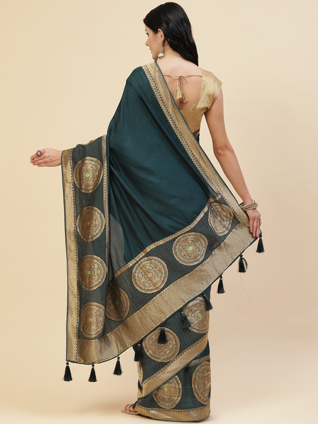 Zari Border Booti Banarasi Woven Saree
