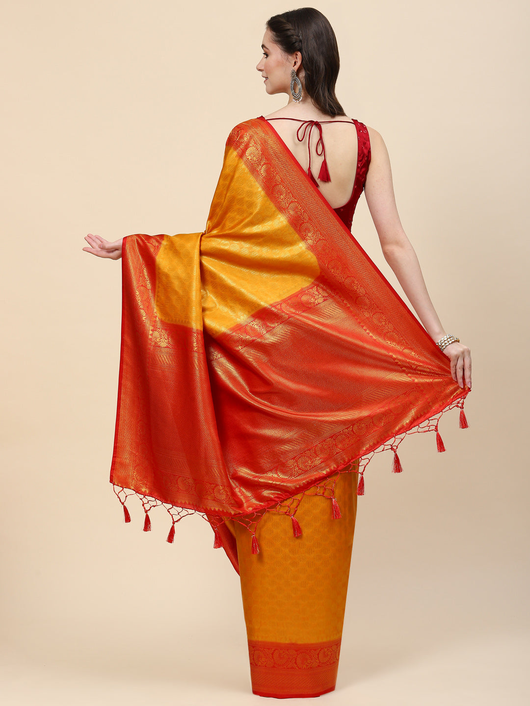 Zari Jaal Handloom Woven Saree