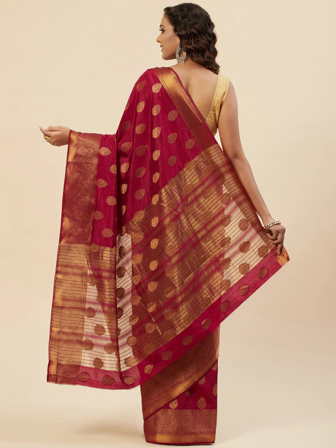Zari Border Booti Handloom Woven Saree