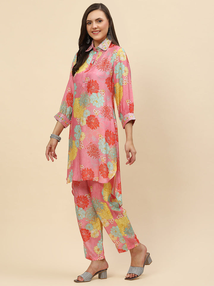 Floral Printed Muslin Kurta With Pants