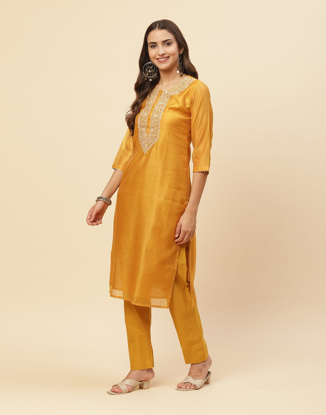Neck Embroidered Chanderi Kurti With Pant