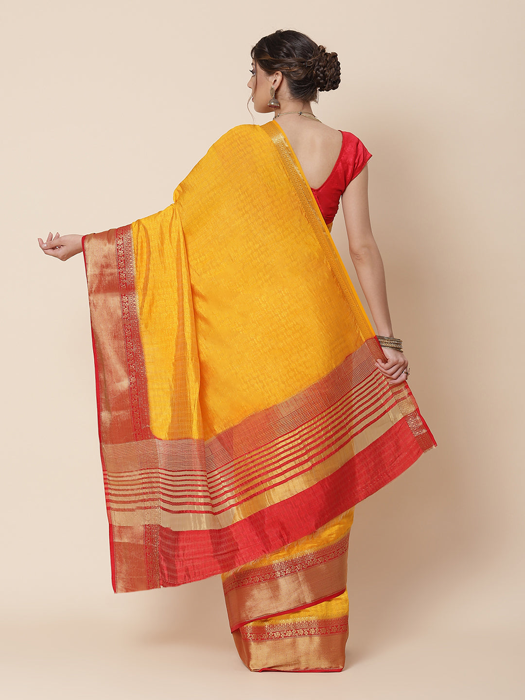 Zari Border Art Handloom Woven Saree