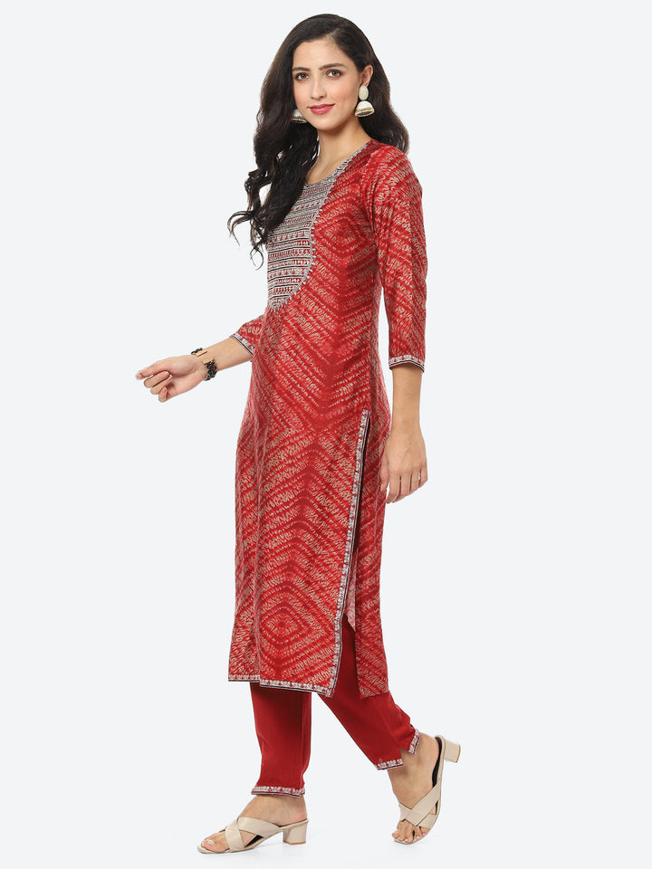 Zari Embroidered Printed Muslin Kurti With Pant
