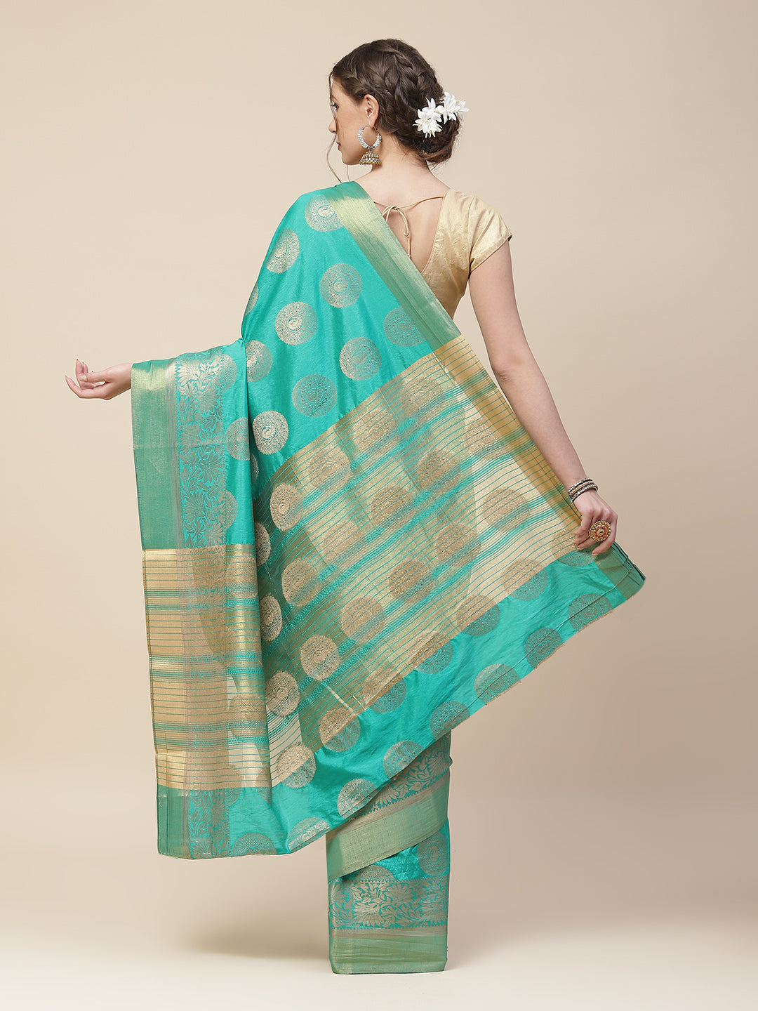 Zari Border Booti Art Handloom Woven Saree
