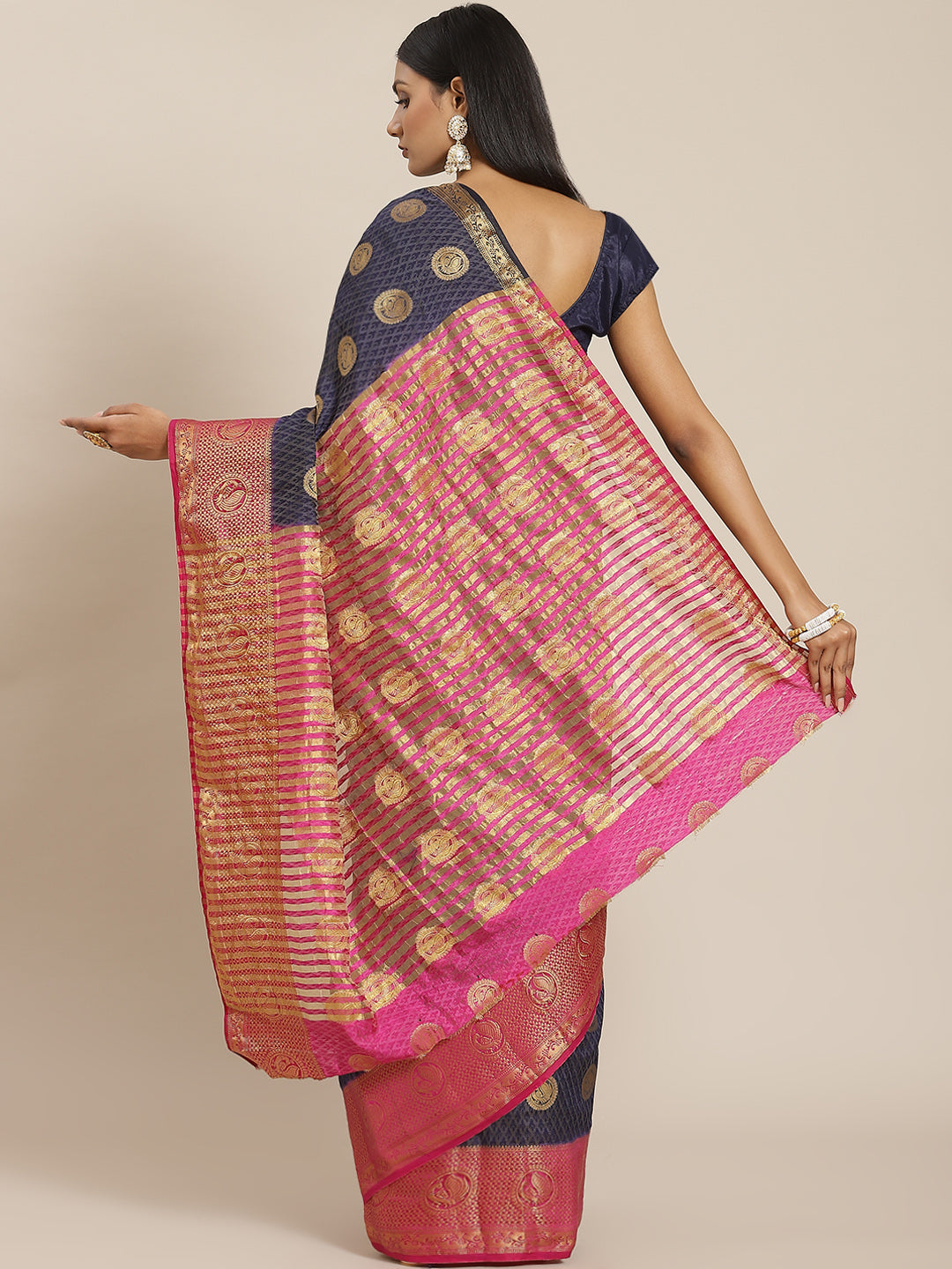 Zari Border Booti Art Handloom Woven Saree