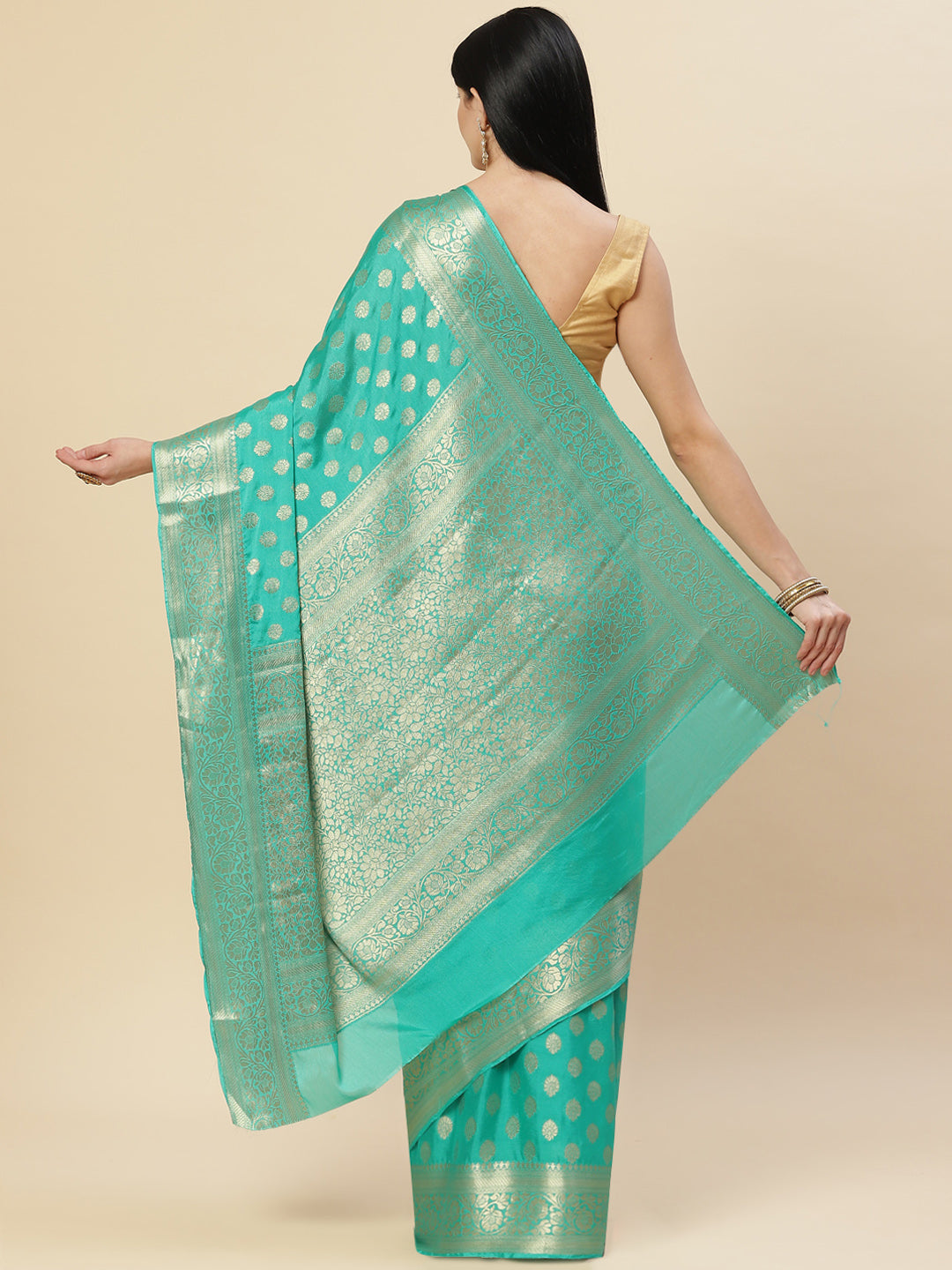 Zari Booti Crepe Plain Saree