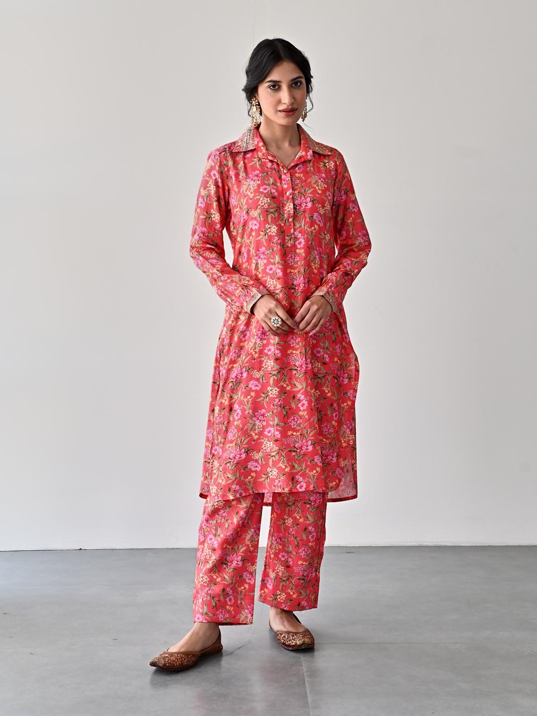 Floral Printed Collar Neck Muslin Kurta With Pants
