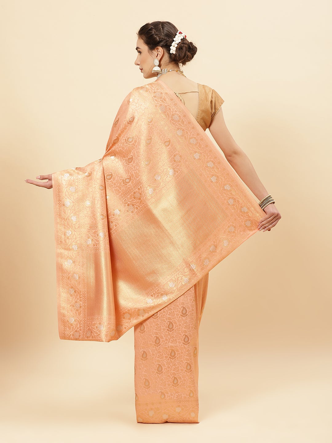 Art Handloom Saree with Zari Jaal Border