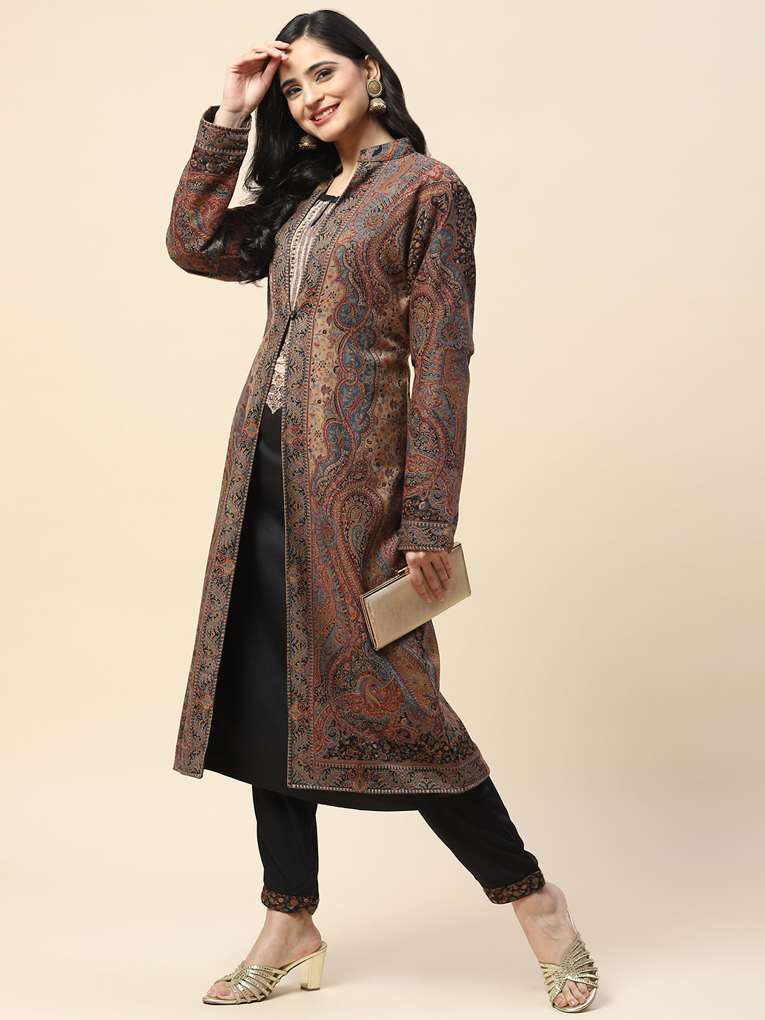 Resham Jaal Woven Pashmina Kurta With Pants &amp; Jacket