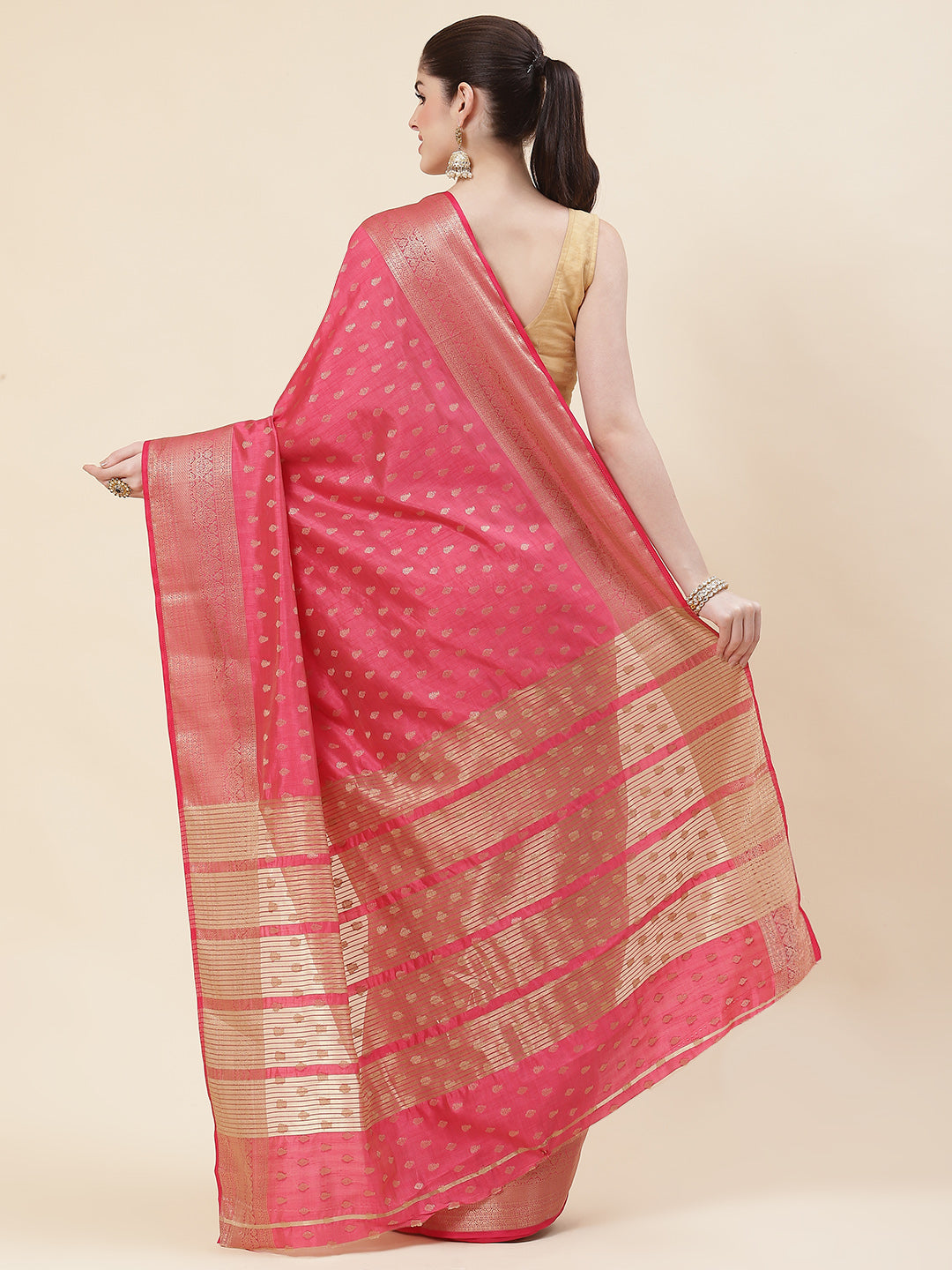 Zari Booti Handloom Woven Saree