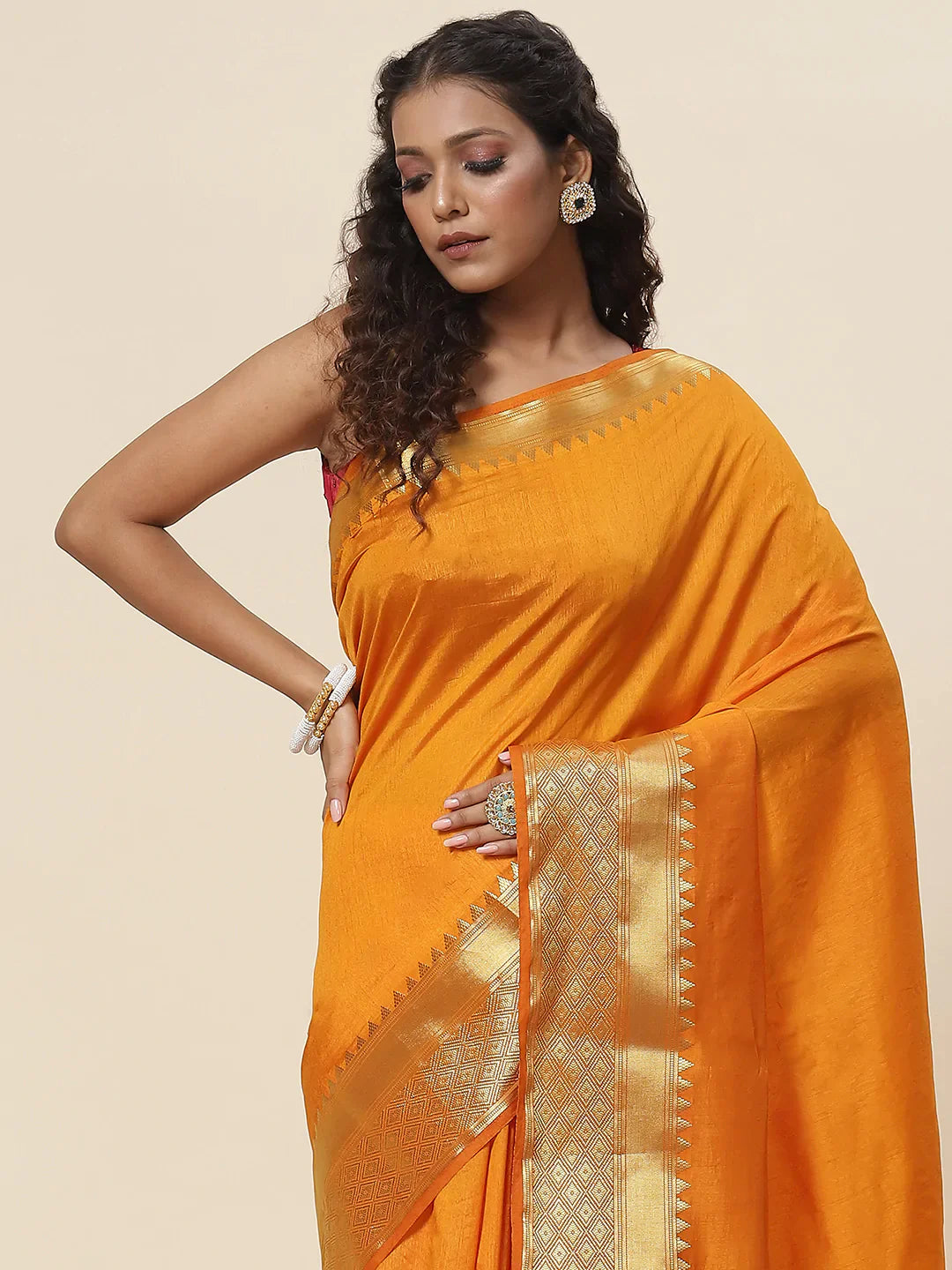Plain Zari Border Handloom Woven Saree