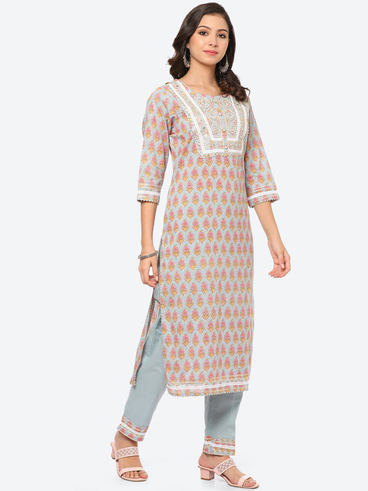 Zari Neck Embroidered Cotton Kurta With Palazzo