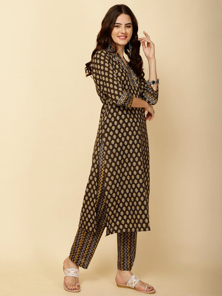 Floral Printed Cotton Kurta With Pants