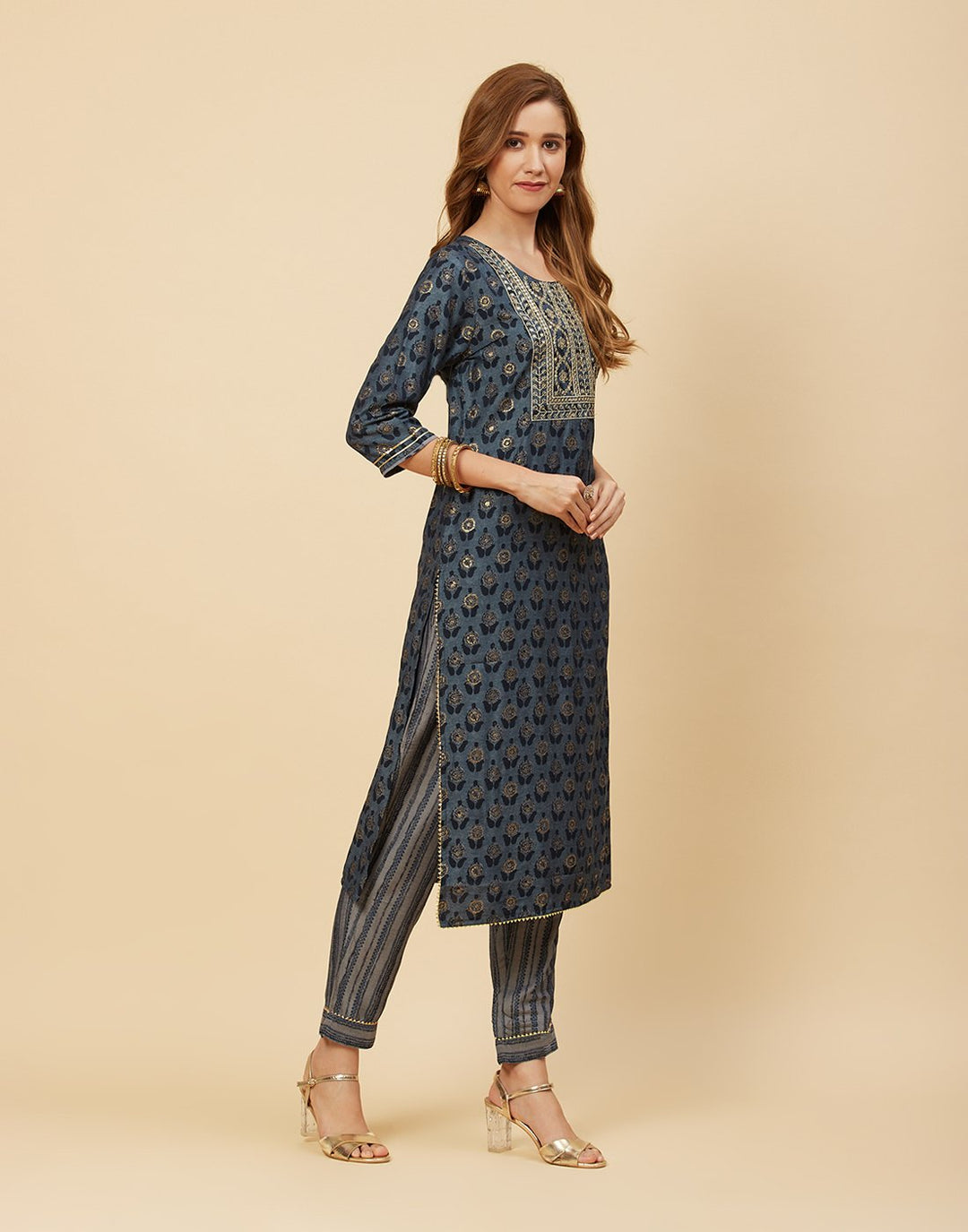 Embroidered Cotton Kurti With Pant
