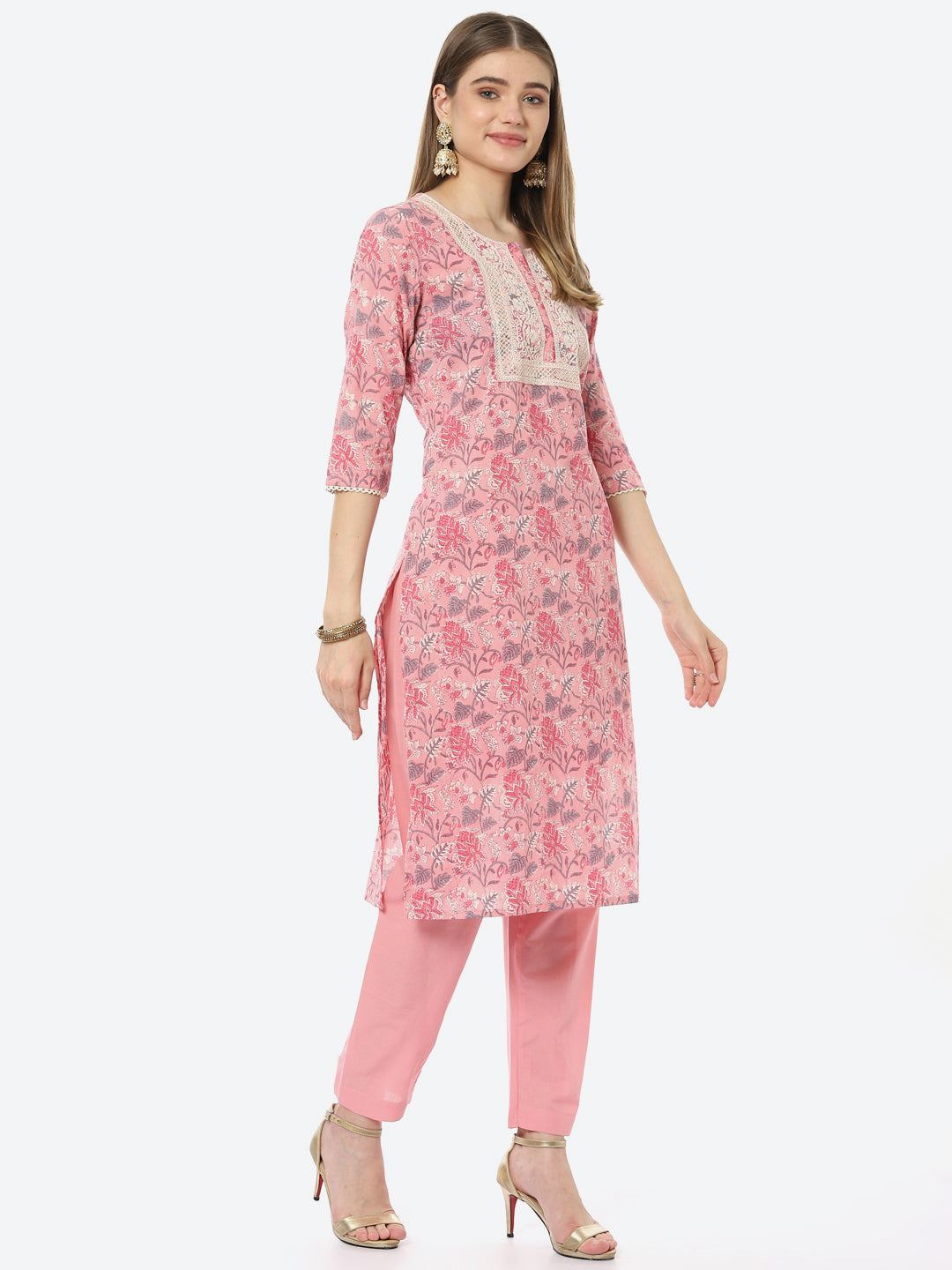 Resham Neck Embroidered Printed Chanderi Kurta With Pant