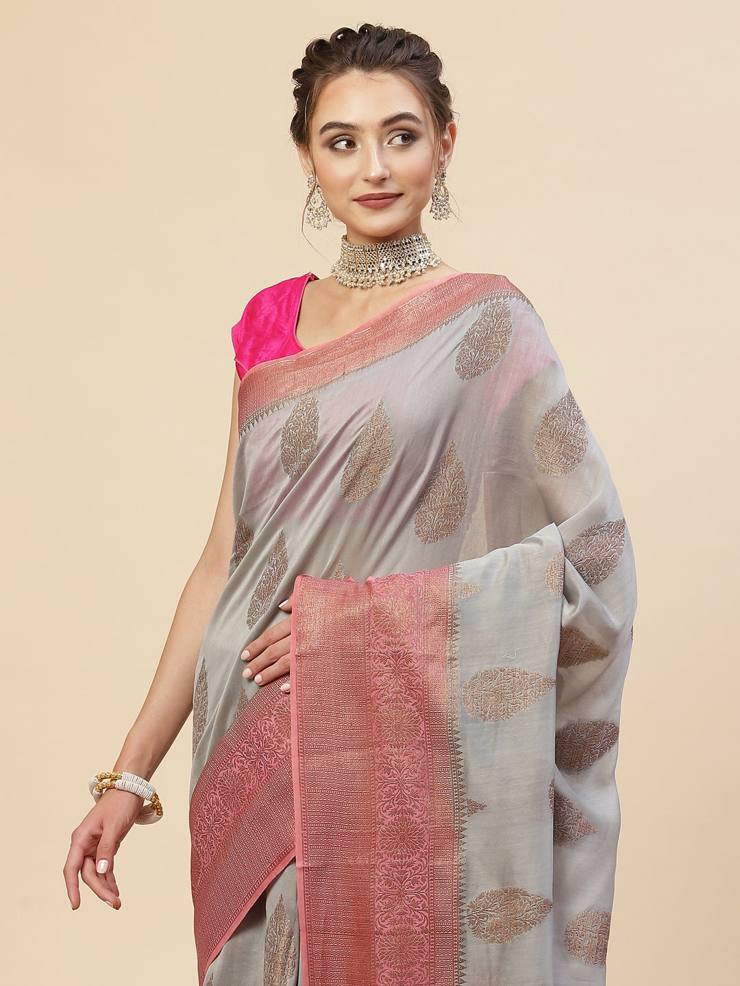 Zari Border Booti Cotton Woven Saree