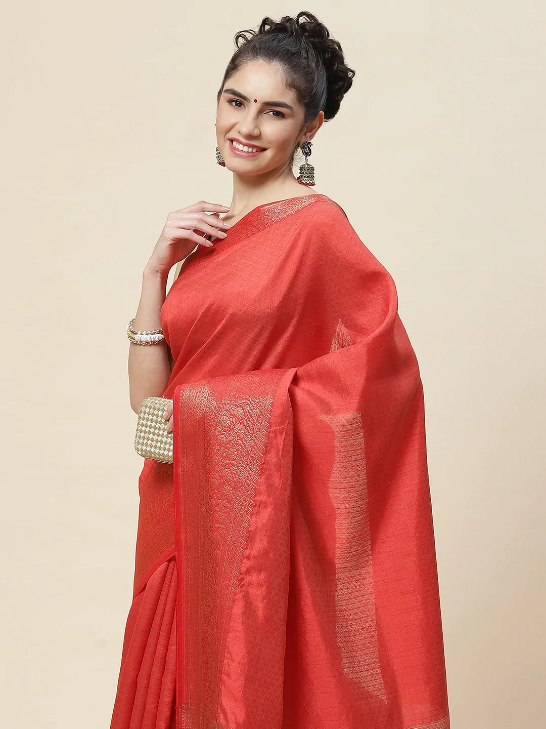 Zari Border Booti Handloom Woven Saree