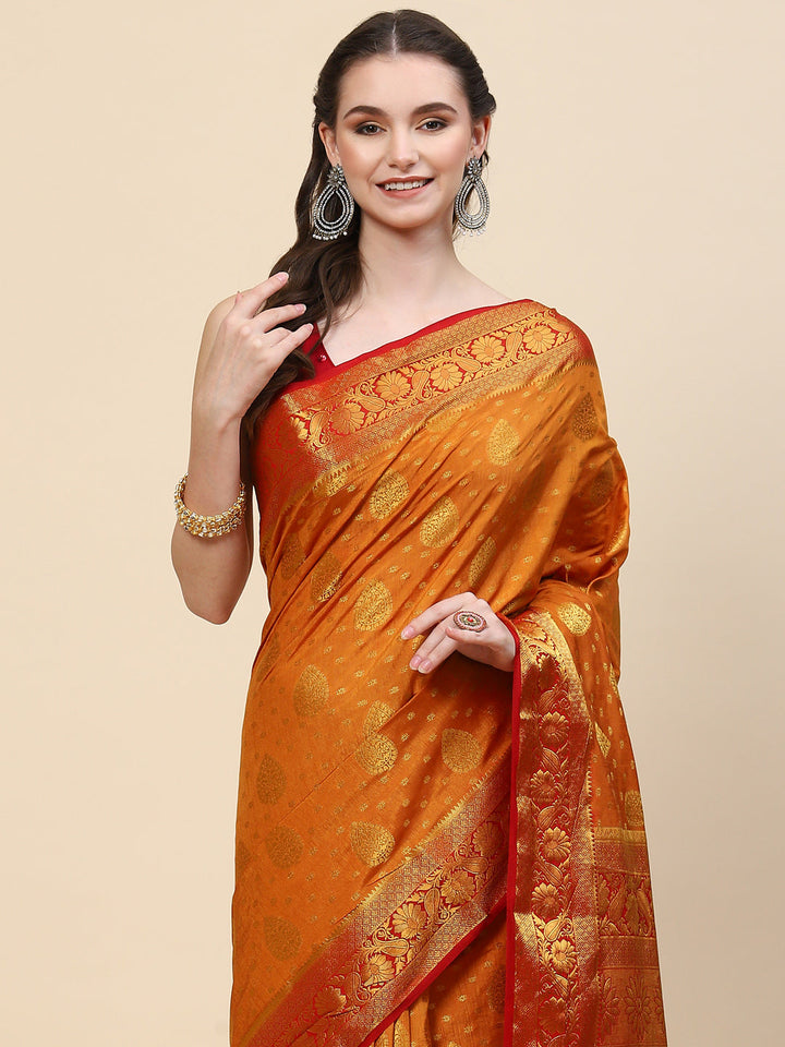 Zari Border Booti Handloom Woven Saree