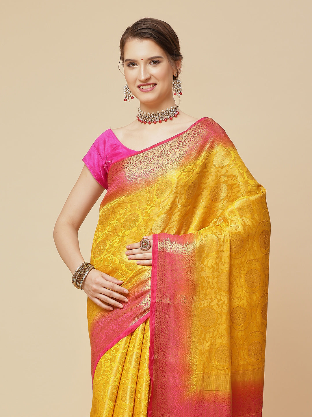 Zari Jaal Art Handloom Woven Saree