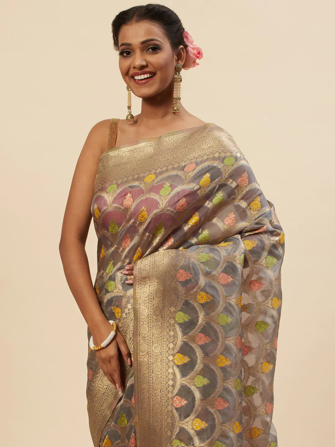Zari Jaal Handloom Woven Saree
