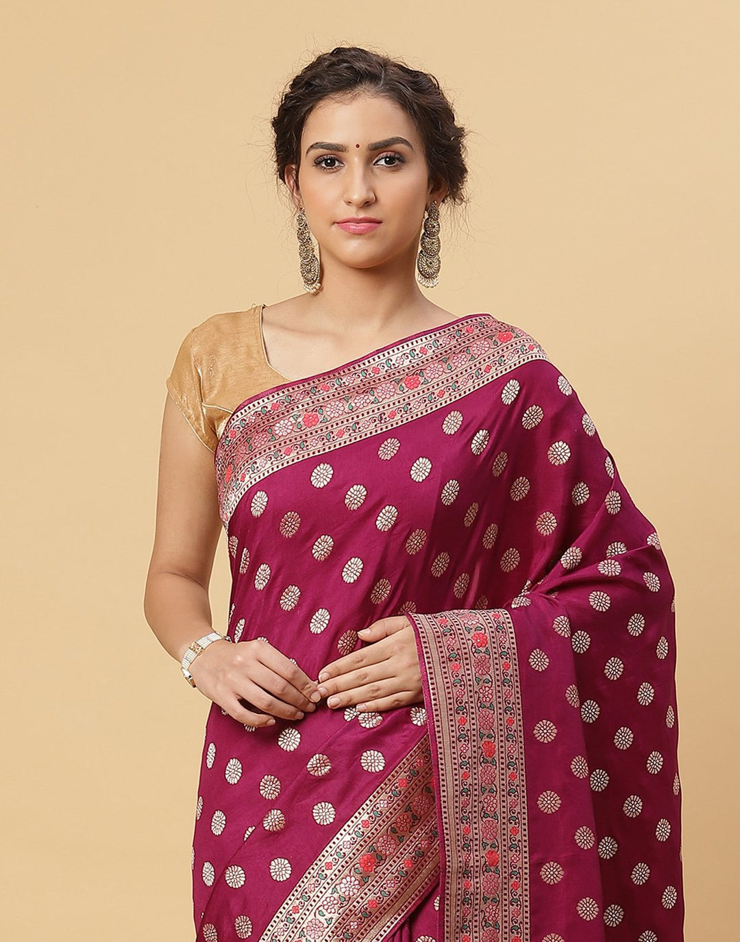 Woven Banarasi Saree With Zari Booti Border