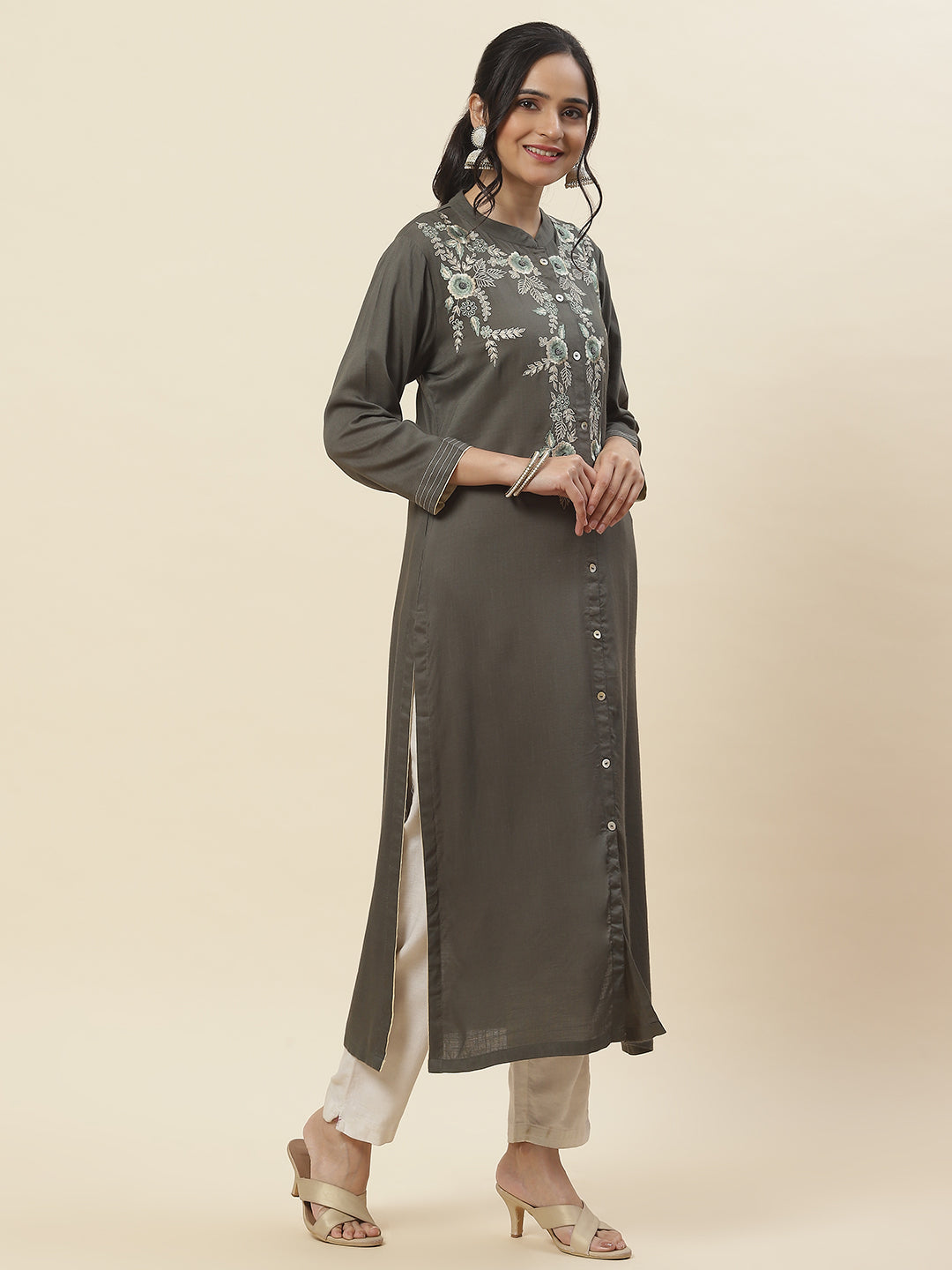 Neck Embroidered Cotton Kurta