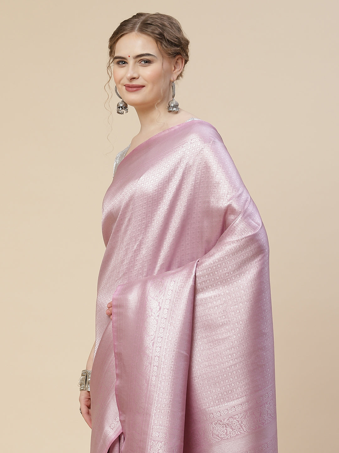 Zari Jaal Art Handloom Woven Saree