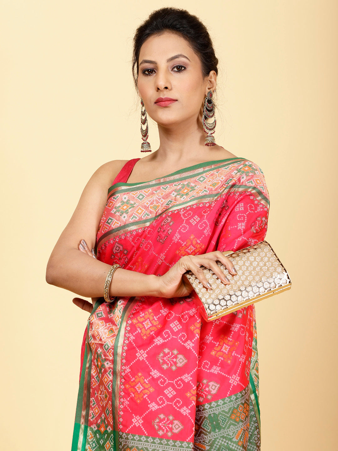 Zari Jaal Handloom Woven Saree
