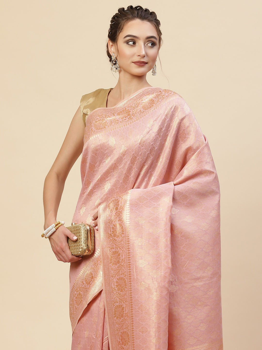 Zari Border Booti Cotton Woven Saree