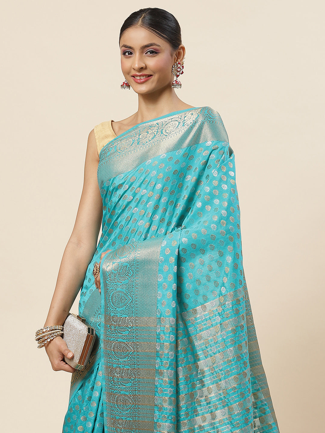 Zari Booti Woven Handloom Saree