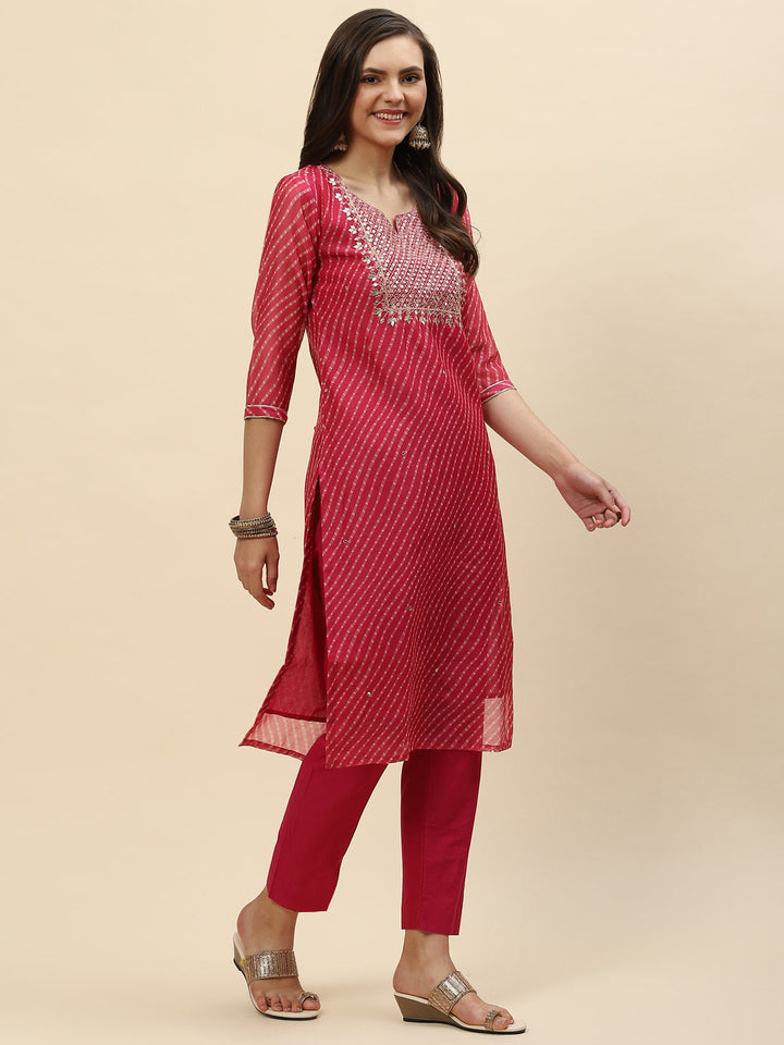 Mirror Embroidered &amp; Lehriya Chanderi Kurta With Pants