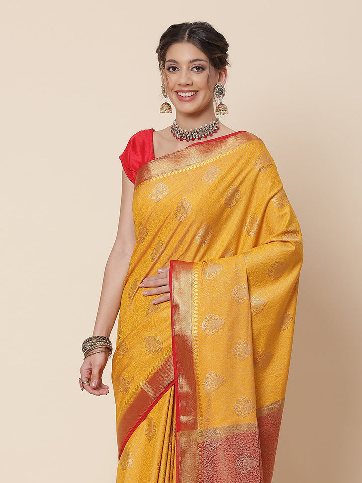 Zari Border Booti Art Handloom Woven Saree