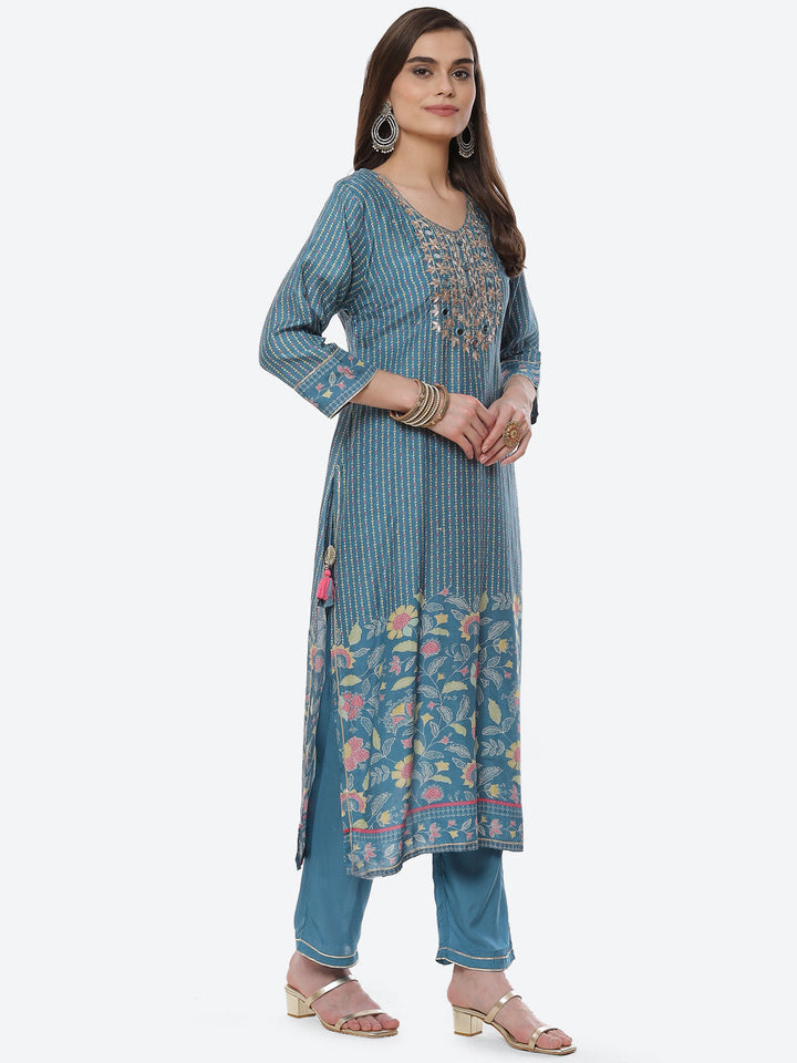 Mirror Work &amp; Printed Muslin Kurta With Pant &amp; Chiffon Dupatta