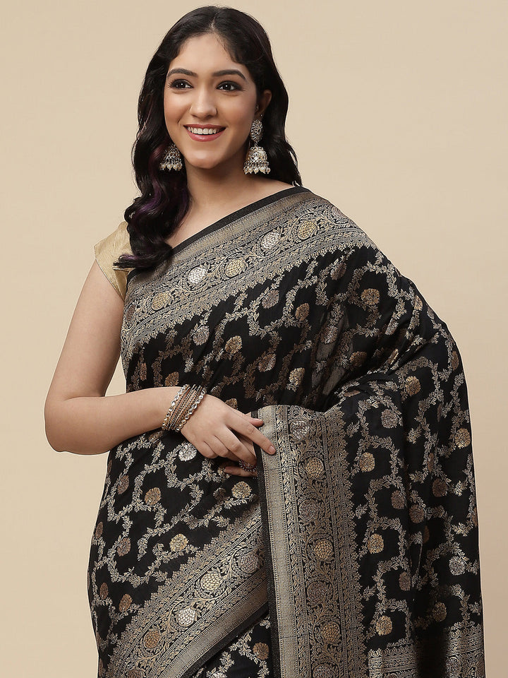 Zari Jaal Handloom Woven Saree