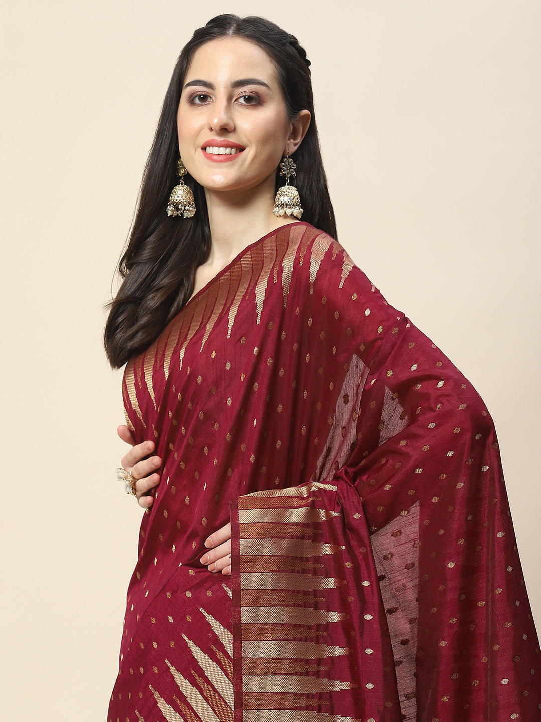 Zari Border Booti Woven Handloom Saree