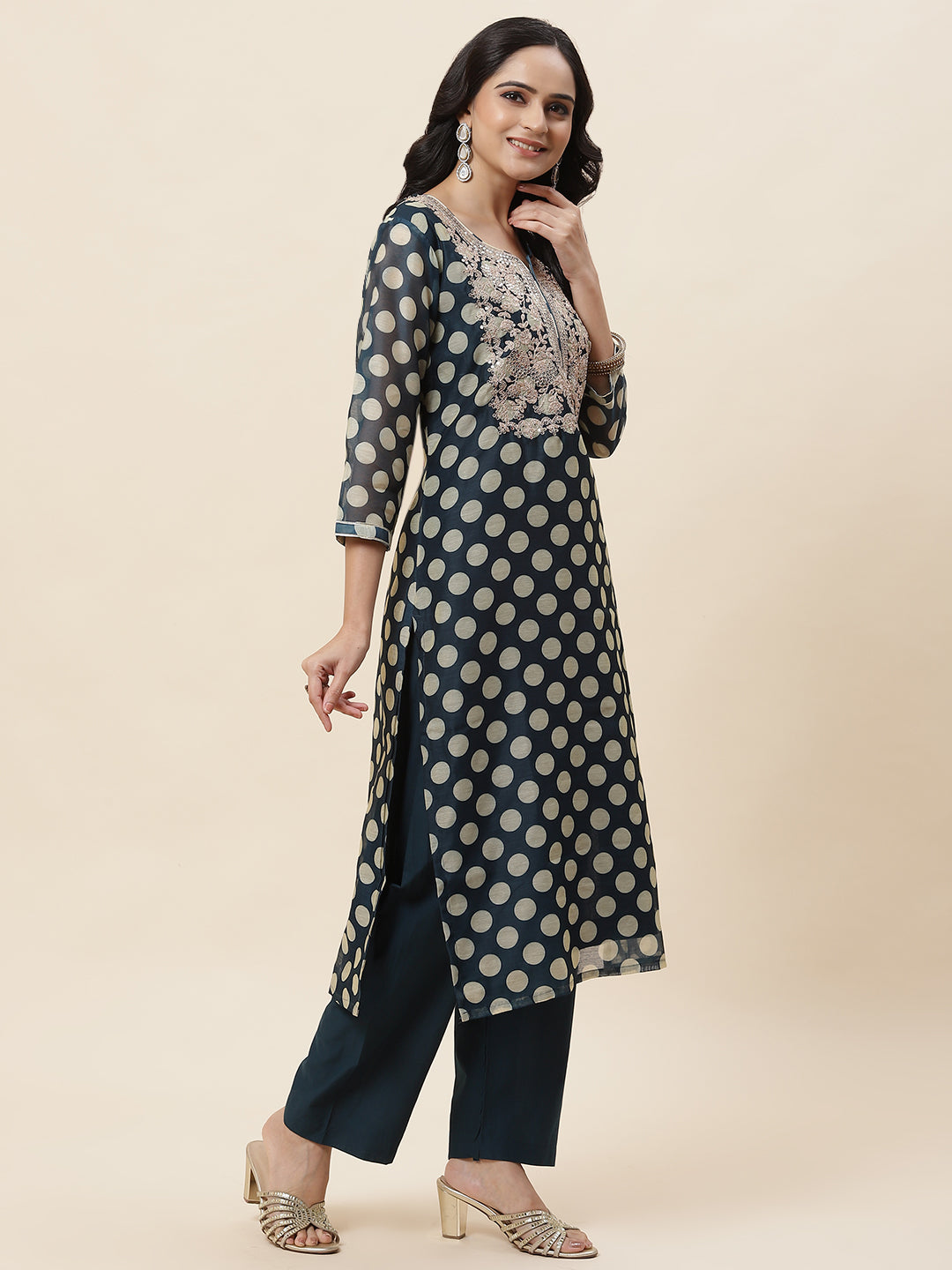 Polka Dot Printed Chanderi Kurta With Pants &amp; Dupatta